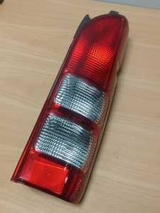 Right side Tail Light For Toyota Hiace 2005