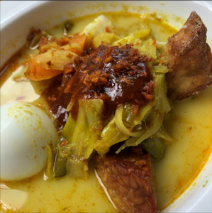 Weekly Specials: Lontong