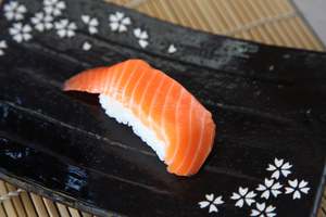 Sushi Inidividuals: Nigiri Salmon