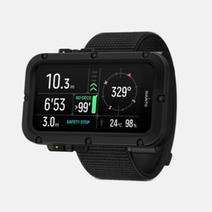 Dive Computers: Suunto Nautic with Elastic Textile Strap