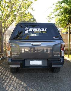 BORN TO HUNT STICKER (L)