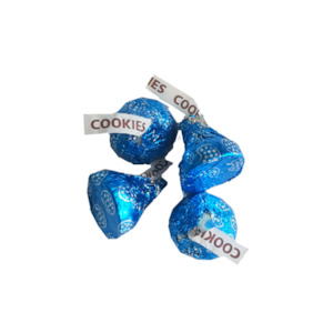 Chocolate: Hershey’s Kisses (x4)