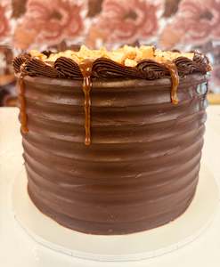 Frontpage: Millionaires Layer Cake