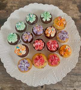 Frontpage: Mini Cupcakes