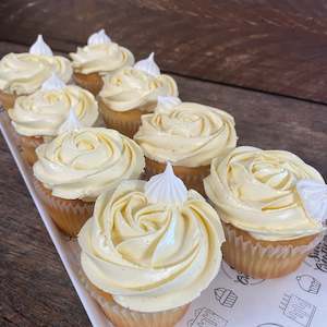 Classic Cupcakes: Lemon Cupcakes