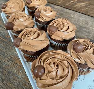 Classic Cupcakes: Chocolate Cupcakes
