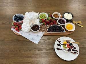 Tarts: Pavlova platter
