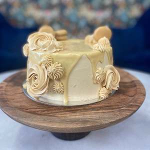 Vintage Heart 3 layer Wedding cake