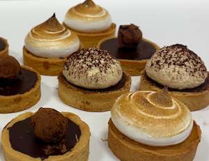 Platters Catering Boxes: Little Tiramisu Tarts