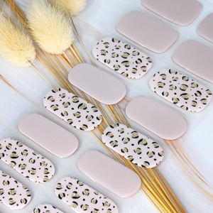 Sweet Patterns: Sweet Snow Leopard