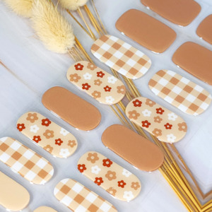 Sweet Florals: Sweet Primrose Picnic