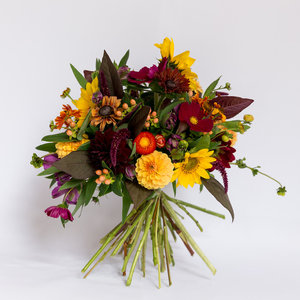 Bright bouquet - Sweetpea and Jasmine