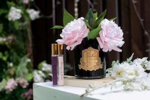 Products: Cote Noire Perfumed Natural Touch 5 Roses – Clear – Pink Blush – Pink Box – Gmr88