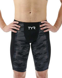 Pool Racing: MEN'S SHOCKWAVE CAMO JAMMER - BLACK