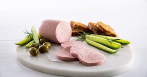 Berne Lyoner Sausage Roll - Swiss Deli