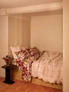 Products: Bonnie & Neil - Daisy Duvet cover - 2 colourways - Swoon