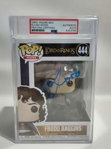 Autographed: The Lord of the Rings - Frodo Baggins (444) AUTOGRAPHED