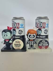 Funko Soda: SODA - Vampire Freddy + Skeleton Freddy - CHASE BUNDLE