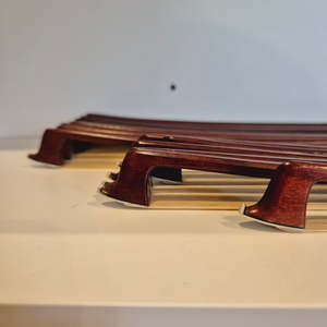 SS03 Violin Bow