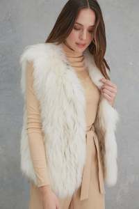 Neesa Raccoon Vest - White Cloud