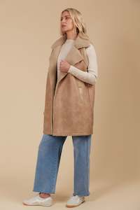 Sweats Vests: Eris Vest - Camel