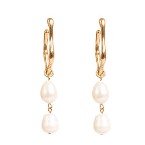 Accessories 1: 1018-1361 Drop Earring Pearl