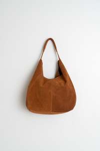 Accessories 1: Suede Bag in Tobacco