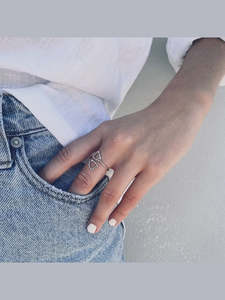 Twigg  Stirrup Ring – Sterling Silver