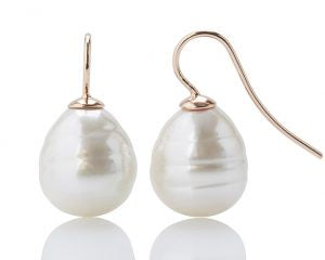 Ivory Teardrop Pearl Earring 13 x 15mm