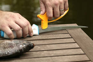 Knives: 10 SECOND KNIFE & SCISSOR SHARPNER