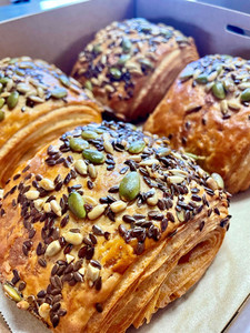 Products: Calzone box Take a Bite