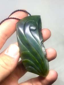 New Zealand inanga kahurangi niho. 8cmx4cm - Takutai Rere Jade