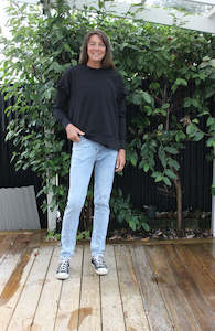 Sale 1: Petra straight leg jean