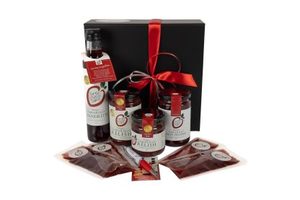 Products: Premium Tamarillo Gift Box (No cheese or crackers)