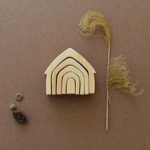 STACKING HOUSE ~ GRIMMS