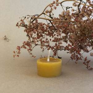 Tea light candle