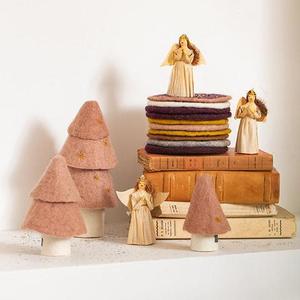 Muskhane: FELT CHRISTMAS TREES ~ ROSE QUARTZ