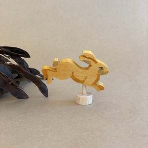 JUMPING RABBIT / HARE HANDPAINTED ~ CELEBRATION RING DECORATION ~ GRIMMS