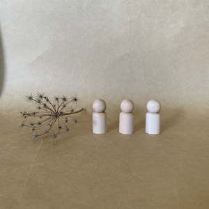 Toddler: PLAIN WOODEN PEG DOLL ~ SMALL ~ 5CM