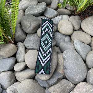 Korowai Cloak: Forest Green Pātiki