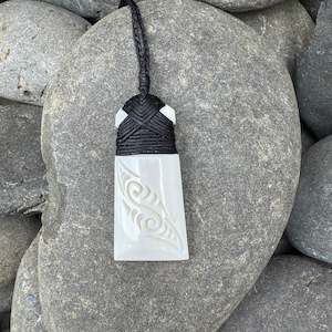 Taonga Jewellery: Toki