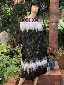 Korowai Cloak Adult: Pounamu