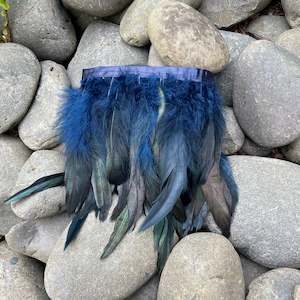 Korowai Cloak Huruhuru Feathers: Navy Coque Feathers