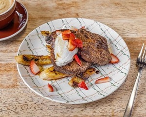 Cafe French Toast Fruit Brioche