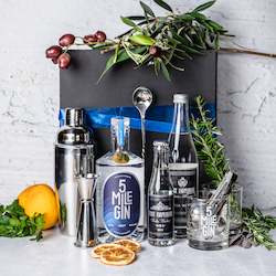 Gift Box - 5 Mile Navy Gin