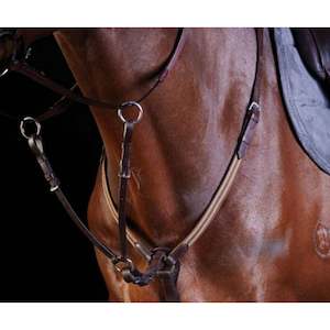 Breastplates Martingales: Collegiate Elastic Event Breastplate