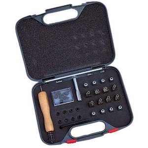 Studs: Roma Stud Kit