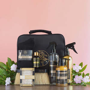 Grooming Kits Storage: Hairy Pony Limited Edition Gold Label Set