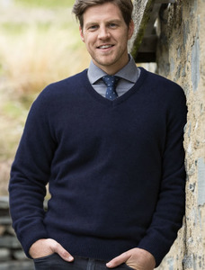 Knitwear: Maritime Vee