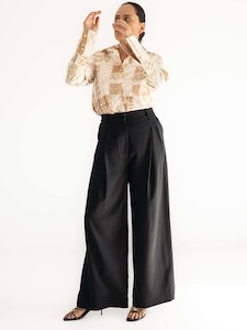 Best Selling: Moeana Pleat Pant - Black